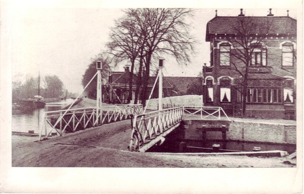 de vroegere draaibrug